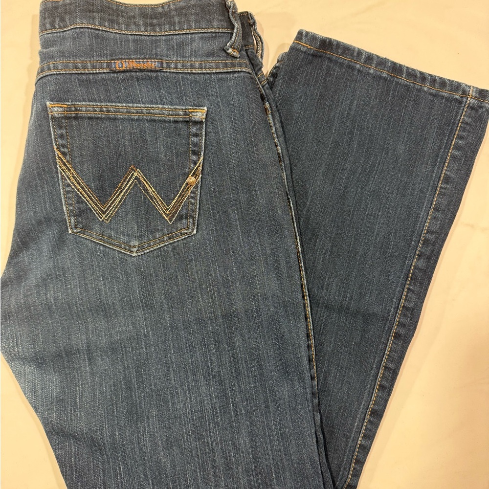Women's Wrangler Blue Jeans